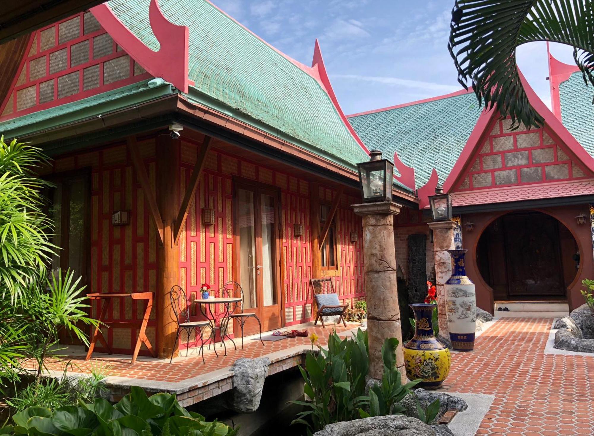 Leela House HHQ Exterior foto