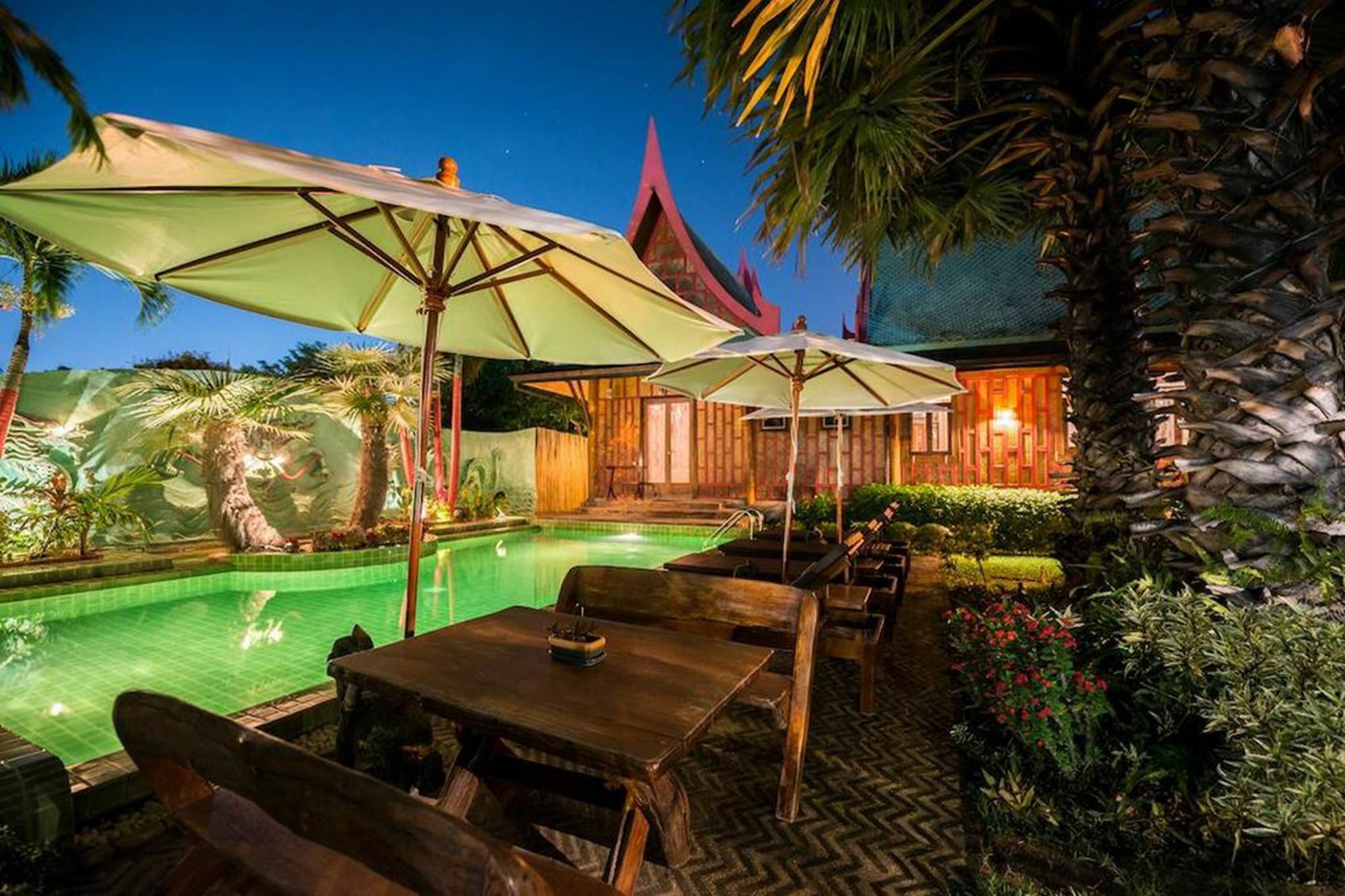Leela House HHQ Exterior foto
