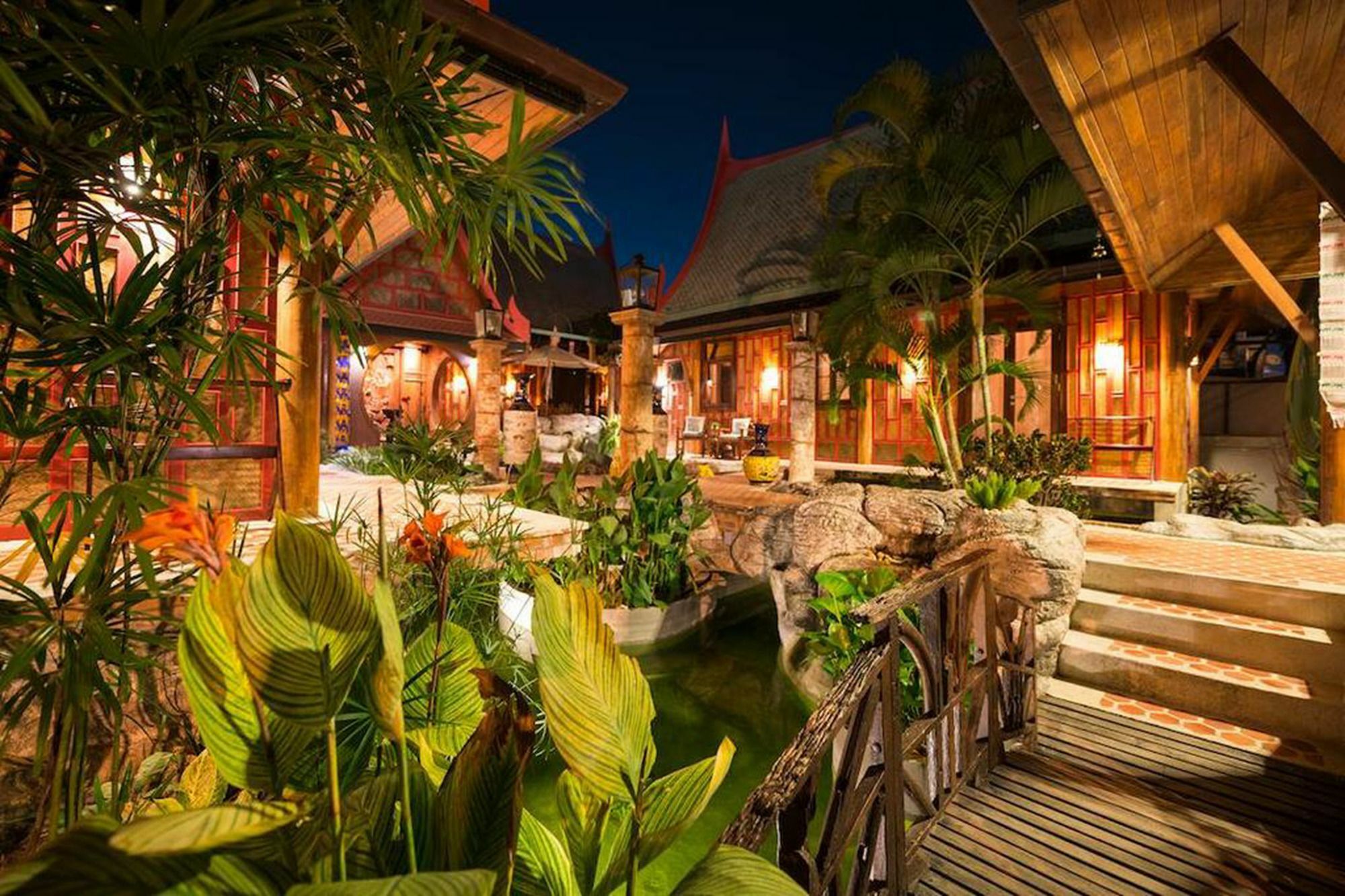 Leela House HHQ Exterior foto