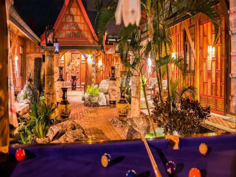 Leela House HHQ Exterior foto