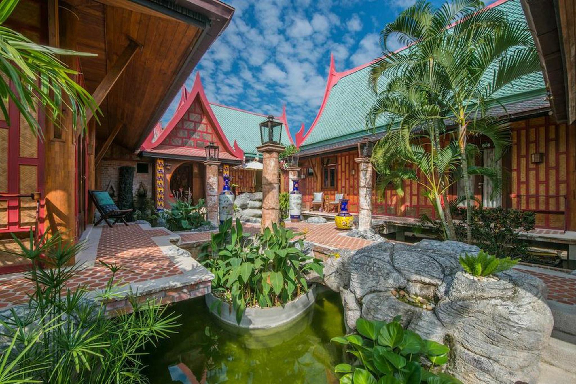 Leela House HHQ Exterior foto