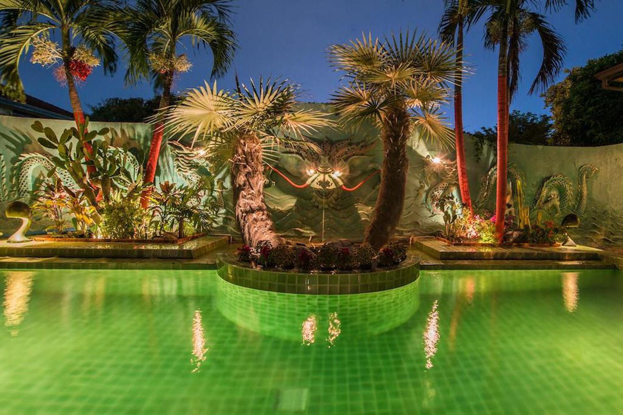Leela House HHQ Exterior foto